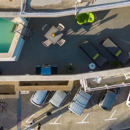 D Pool