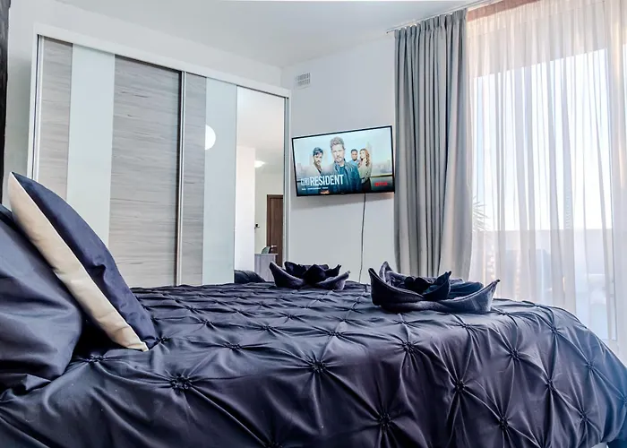 D Pool Apartament Msida